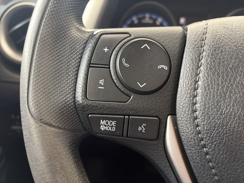 Used 2017 Toyota RAV4 LE w/ All Weather Liner Package AWD/4WD image 17