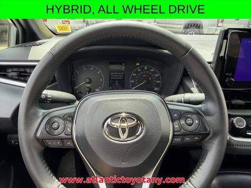 Certified 2024 Toyota Corolla SE AWD/4WD image 37