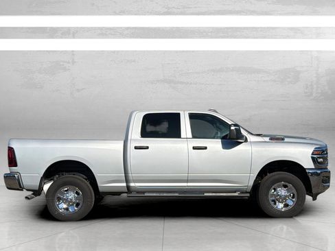 New 2026 RAM 2500 Tradesman image 4