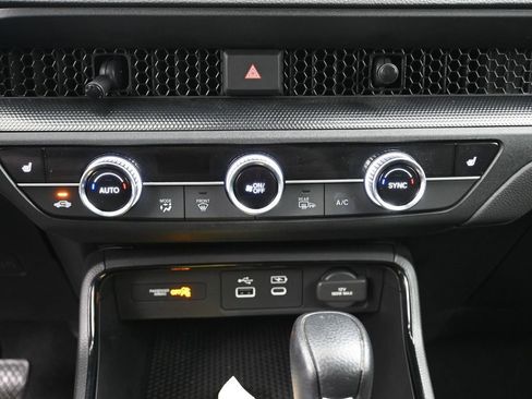 Certified 2024 Honda CR-V EX image 16