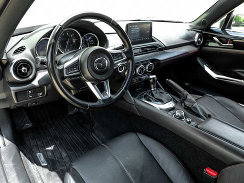 Used 2018 MAZDA MX-5 Miata Grand Touring RWD image 3