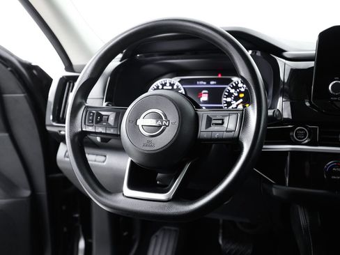 Used 2022 Nissan Pathfinder S FWD image 20