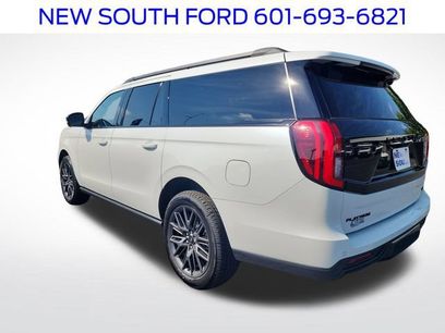 New 2027 Ford Expedition Max Platinum w/ Stealth Appearance Package