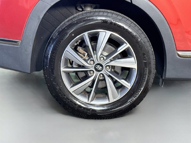 Used 2019 Hyundai Santa Fe SEL FWD image 32