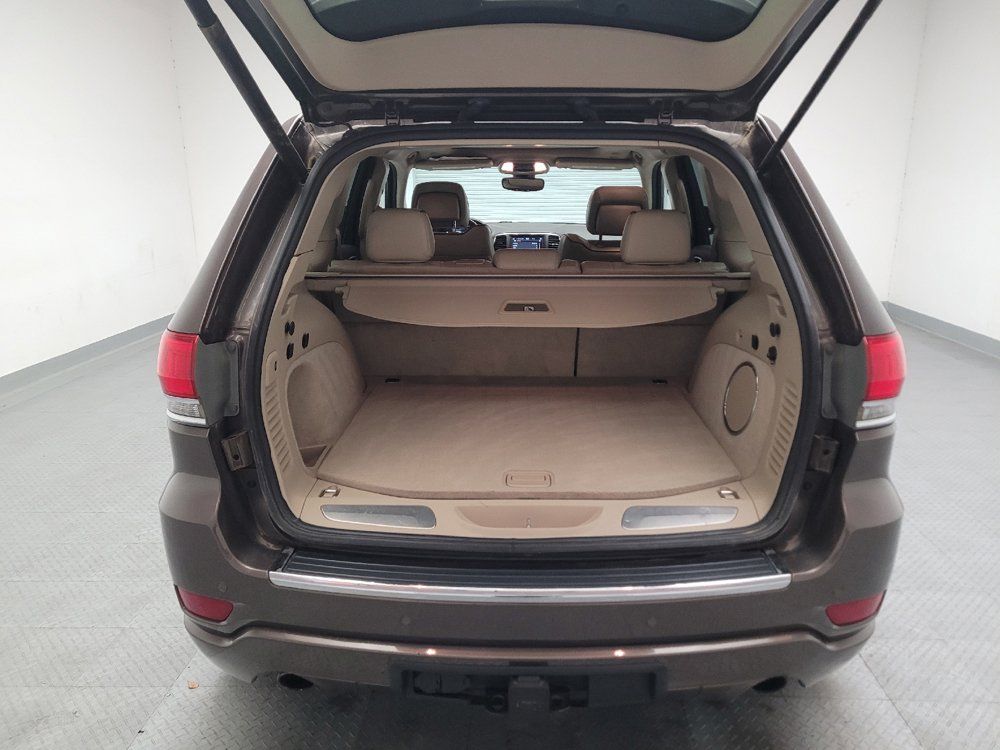 Used 2018 Jeep Grand Cherokee Overland AWD/4WD image 29