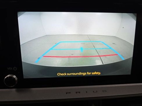 New 2026 Toyota Prius LE image 29