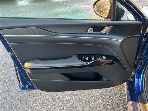 Used 2025 Kia K5 GT-Line image 11