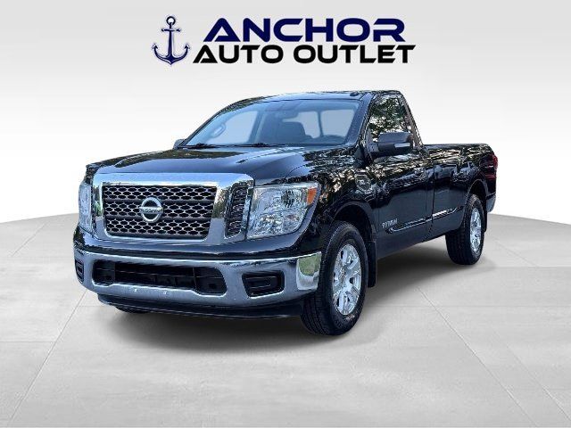 Used 2017 Nissan Titan SV RWD image 4
