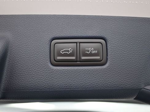 New 2026 Kia Carnival EX FWD image 36