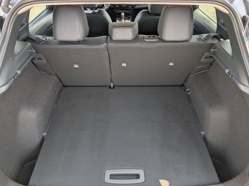 Used 2025 Nissan Kicks SR FWD image 14