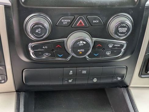 Used 2015 RAM 1500 Outdoorsman AWD/4WD image 27