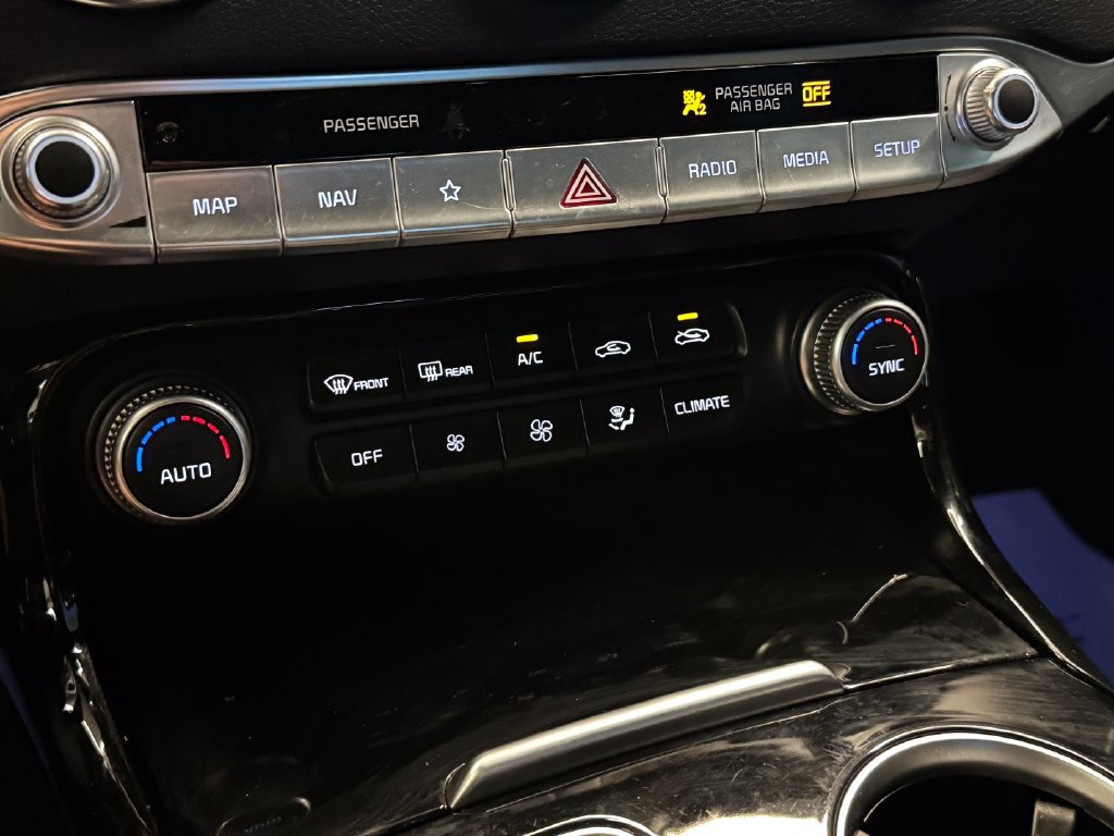 Used 2022 Kia Stinger GT-Line w/ Sun & Sound Package RWD image 15