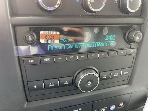 New 2025 GMC Savana 3500 w/ Power Convenience Package RWD image 11