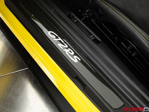 Used 2019 Porsche 911 GT2 RS RWD image 58