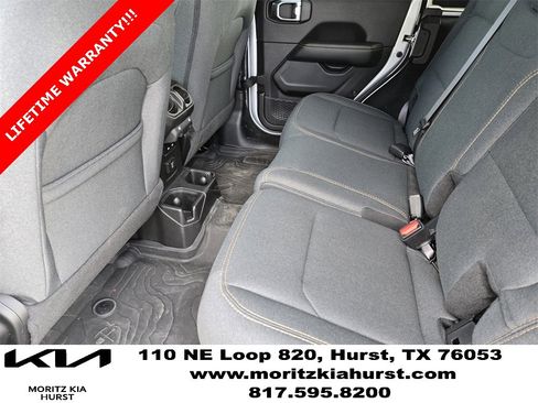 Used 2024 Jeep Wrangler Sahara w/ Technology Group image 30