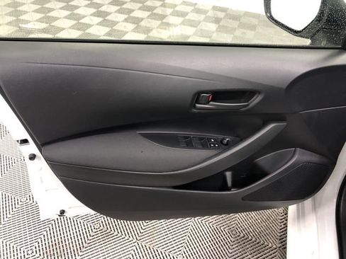 Used 2024 Toyota Corolla LE w/ LE Convenience Package image 12