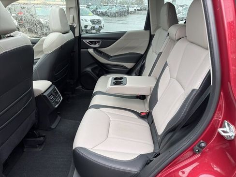 Used 2023 Subaru Forester Limited image 33