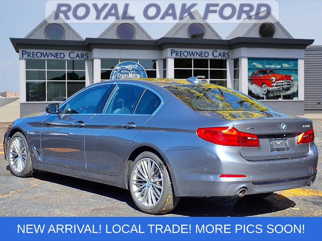 Used 2020 BMW 530i xDrive AWD/4WD image 2
