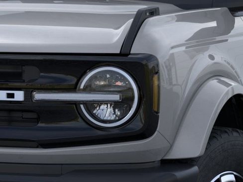 New 2026 Ford Bronco Outer Banks image 21