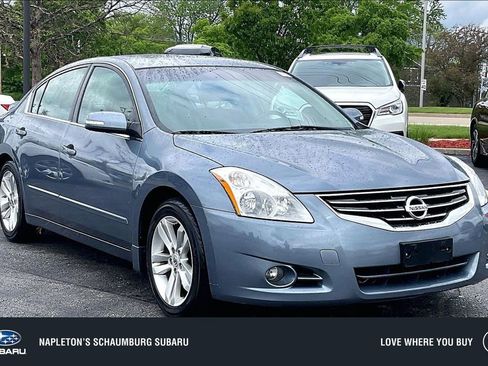 Used 2011 Nissan Altima 3.5 SR w/ 3.5SR Premium Pkg FWD image 1