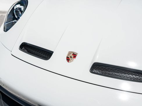 Used 2024 Porsche 911 GT3 RWD image 21