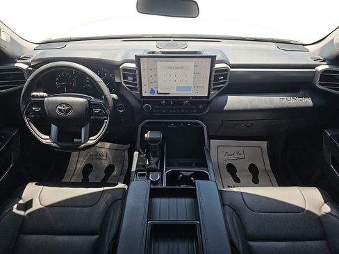 Used 2022 Toyota Tundra SR5 w/ SR5 Premium Package AWD/4WD image 13