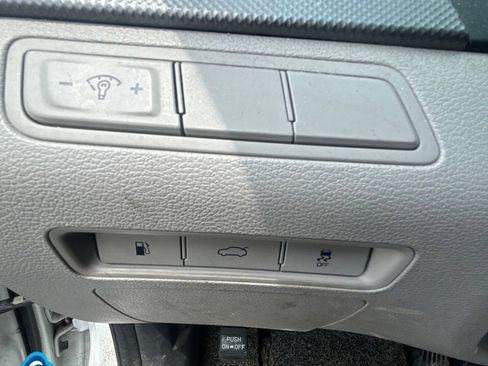 Used 2015 Hyundai Sonata SE FWD image 24
