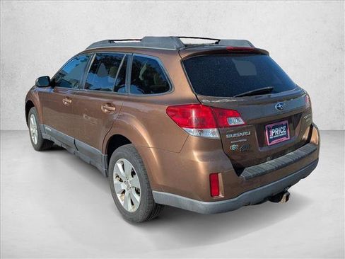 Used 2011 Subaru Outback 2.5i Premium AWD/4WD image 7