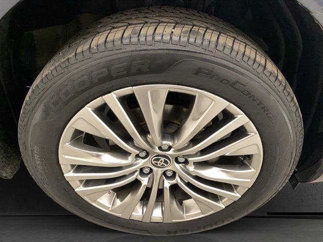 Used 2022 Toyota Venza Limited w/ Advanced Technology Package AWD/4WD image 37