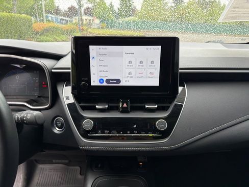 Used 2024 Toyota Corolla XSE FWD image 20