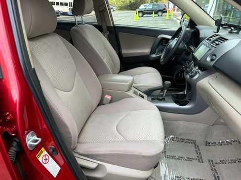 Used 2006 Toyota RAV4 4WD V6 image 19