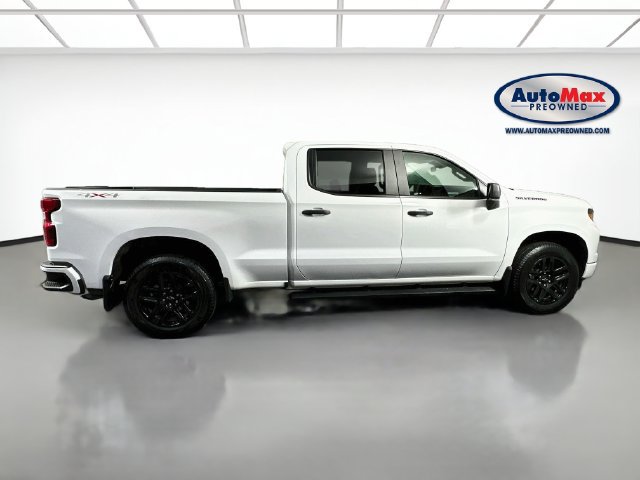 Used 2024 Chevrolet Silverado 1500 Custom w/ LPO, Dark Essentials Package AWD/4WD image 9