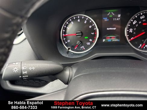 Used 2022 Toyota RAV4 XLE image 20