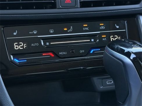 New 2026 Volkswagen Jetta SEL image 16