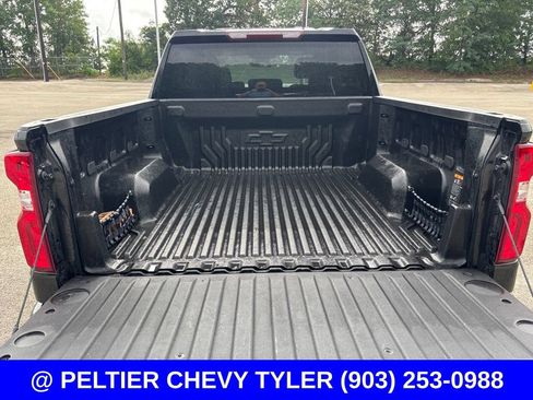 Used 2023 Chevrolet Silverado 1500 RST w/ Z71 Off-Road Package AWD/4WD image 7
