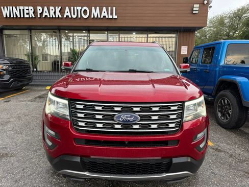 Used 2017 Ford Explorer Limited FWD image 2