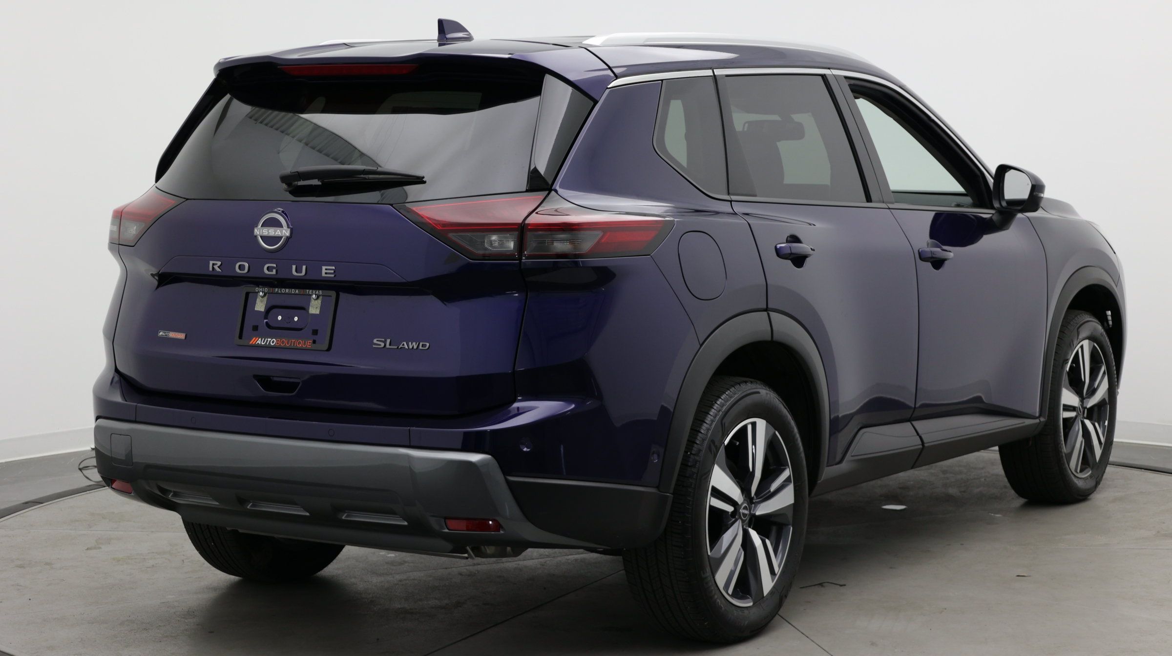 Used 2026 Nissan Rogue SL AWD/4WD image 7