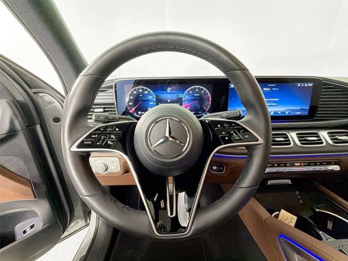 Used 2024 Mercedes-Benz GLE 450 4MATIC image 20