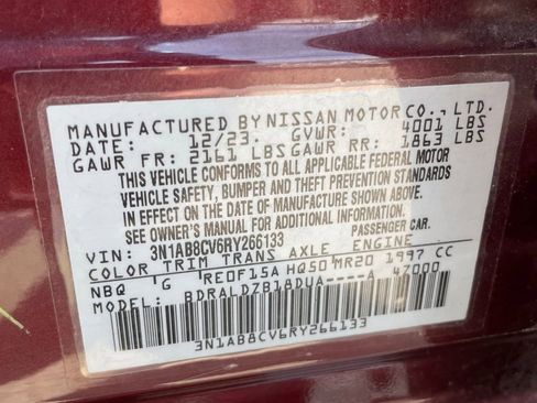 Used 2024 Nissan Sentra SV FWD image 29