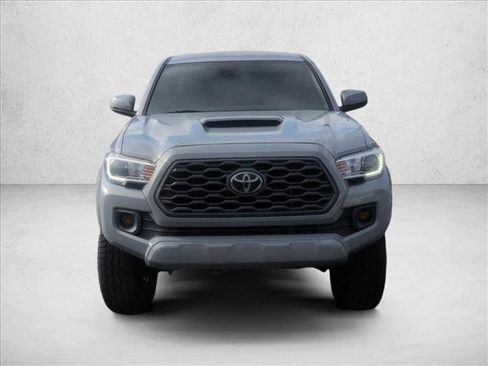 Used 2021 Toyota Tacoma TRD Sport w/ Technology Package image 2