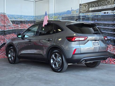 Used 2025 Ford Escape ST-Line FWD image 6