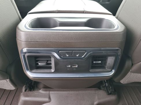 Used 2025 GMC Sierra 1500 Denali image 10