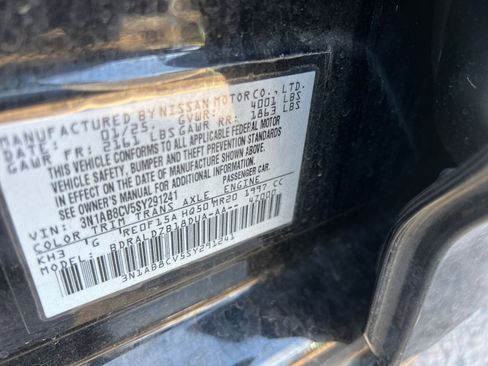 Used 2025 Nissan Sentra SV image 29