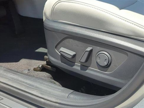 New 2025 Hyundai Tucson Limited image 4