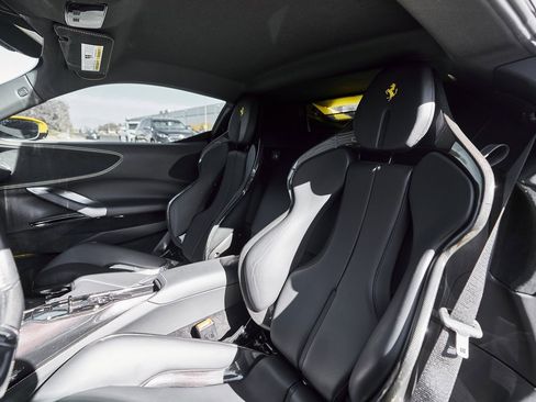 Used 2022 Ferrari SF90 Stradale image 45