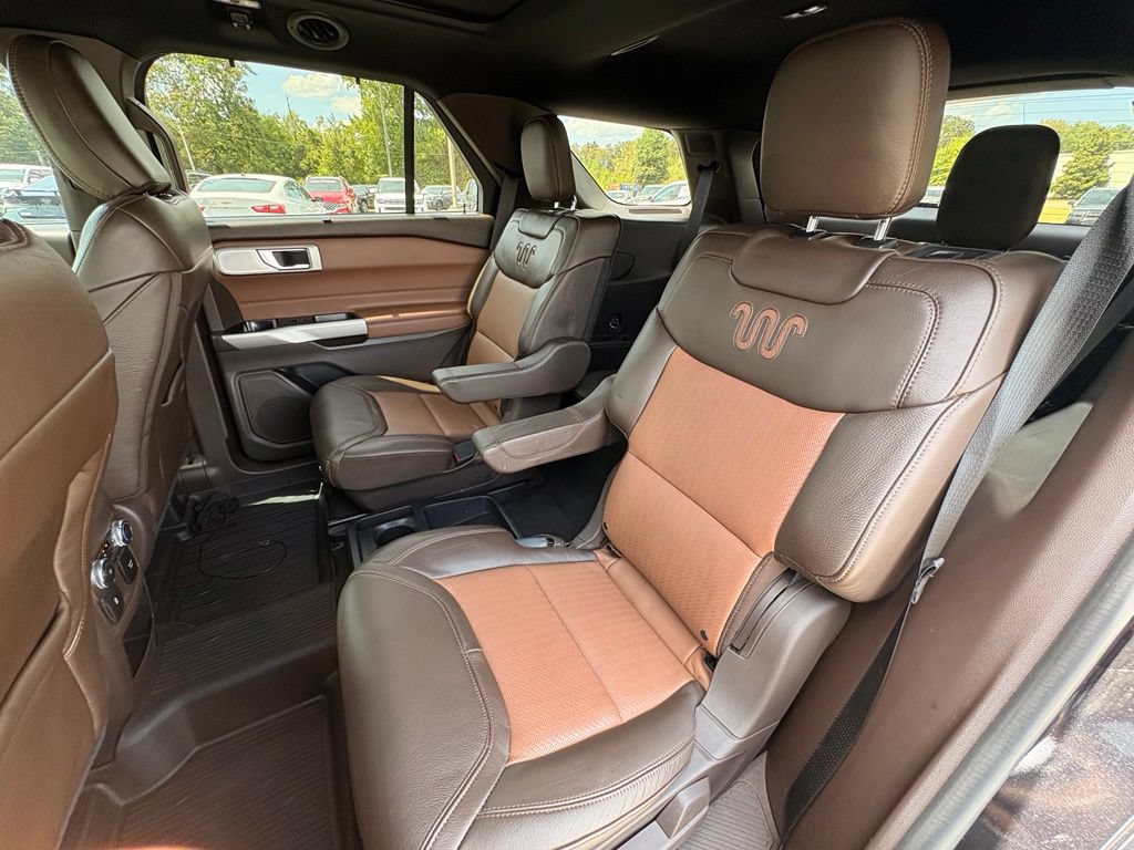 Used 2021 Ford Explorer King Ranch w/ Premium Technology Package AWD/4WD image 27