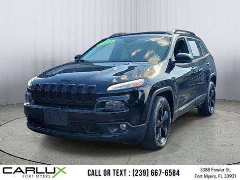 Used 2017 Jeep Cherokee High Altitude image 3