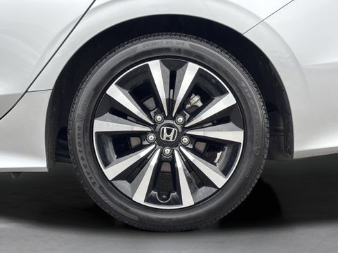 Certified 2024 Honda Civic EX image 11