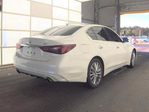 Used 2018 INFINITI Q50 Luxe w/ Essential Package (3.0T Luxe) AWD/4WD image 2