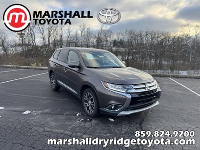 Used 2017 Mitsubishi Outlander SE